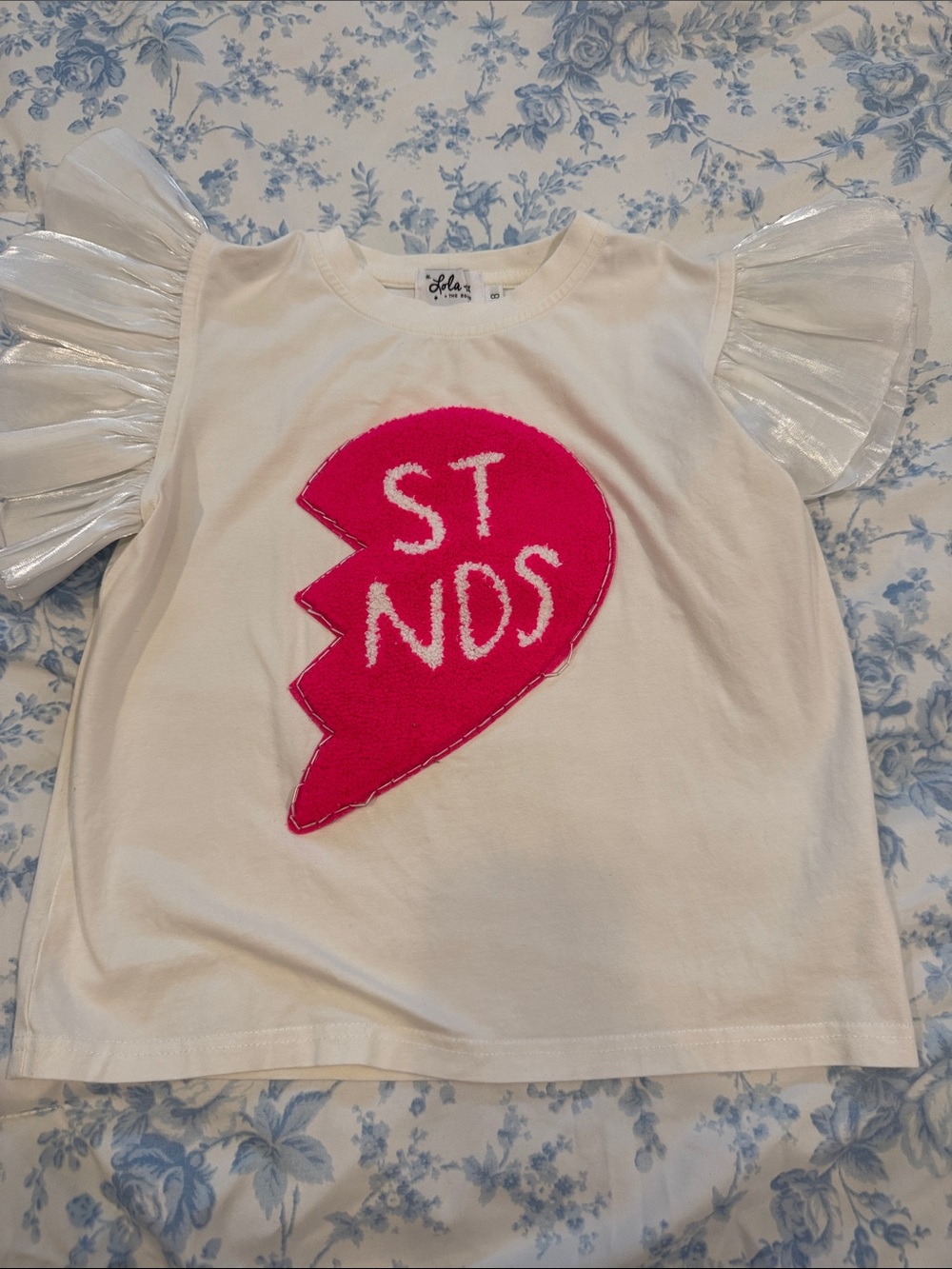 Zara White Tee with Bright Pink Broken-Heart Patch and Sheer Ruffle Sleeves